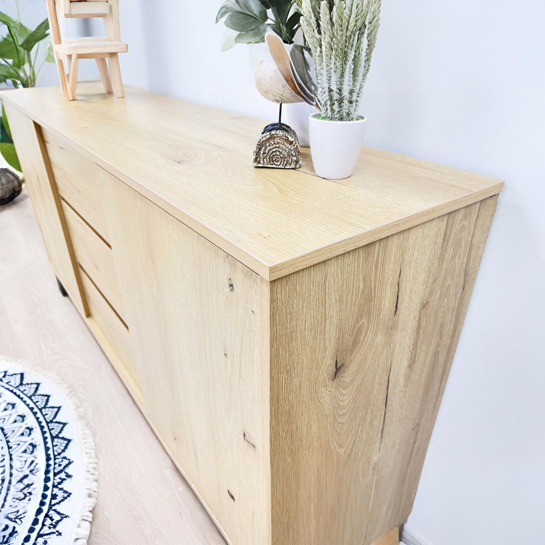 Frohna Sideboard Buffet Table with 3 Drawers - Oak