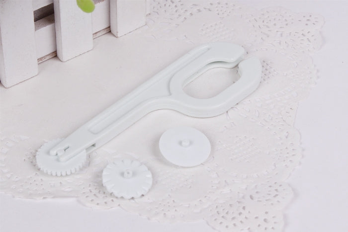 4PCS FONDANT CUTTER & EMBOSSER